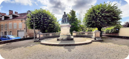 Arbois : stèle dedié à Louis Pasteur l'enfant du pays