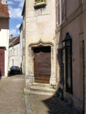 Semur en Auxois-Porte  