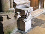 Semur en Auxois-Collégiale Notre Dame : baptistère