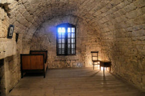 Fort de Joux : cellule de Toussaint Louverture