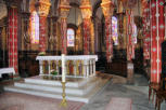 Issoire : Abbatiale Saint Austremoine, autel et choeur