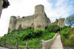 Billy : le château fort, montée au fort par l'escalier