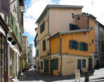 Brioude : rues et maisons 