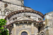 Issoire : Abbatiale Saint Austremoine, Détail 1 de l'ornementation de l'arrière de l'abbatiale