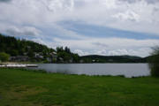 Lac Chambon : bord du lac 2