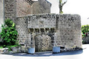 Besse Saint Anastaise : porte de la ville