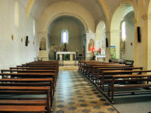 Village de Chamaret : église Saint Barthélémy, la nef