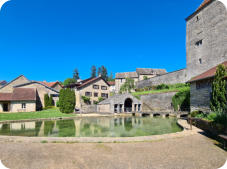 Fondremand : bassin de la source de la Romaine