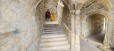 Nozeroy : escalier et colonne du château