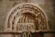 Vézelay : Basilique Sainte Marie Madeleine, détails du tympan au dessus de la porte