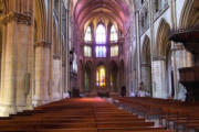 Nevers :cathédrale Saint Cyr et Sainte Julitte, la nef et le choeur