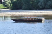 Nevers : Barque sur la Loire