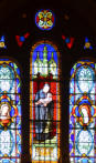 Orgelet : Eglise Notre Dame de l'Assomption, Vitraux