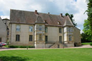 Cluny : palais de l'abbé Jacques d'Amboise et Hotel de Ville