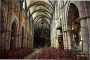 Luxeuil les Bains : la nef de la basilique