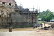 Guédelon : construction du château (année 2013), début travaux de la tour