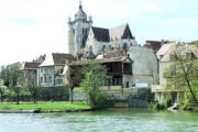 Dole : collégiale Notre Dame, vue sur la ville et la collégiale en arrière plan