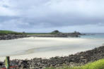 Bretagne-Porsall-marée basse le long de la côte à Porsall