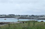 Bretagne-Porsall-la lande et le village en arrière plan