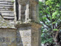 Berven - colonne rectangulaire de l'église