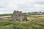 Bretagne-Lampaul Plouarzel-Masure dans la lande à côté du village