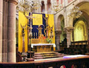 Vitré : église Saint Martin, le choeur et maitre autel