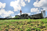 Bretagne-pointe Saint Mathieu-ruines de l'abbaye-le phare