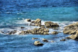 Bretagne-pointe Saint Mathieu-vagues se brisant sur les rochers