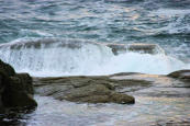 Bretagne-Lampaul Plouarzel-vagues à l'assaut des rochers