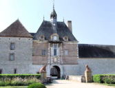 Labussière : les façades extérieures 2 du château