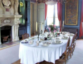 Labussière : plafond de la salle à manger du château