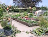 Labussière : les jardins du château