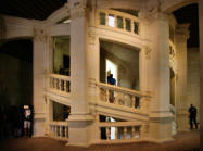 Chambord : le château, l'escalier à double vis