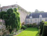 Château Valmer : bâtiment et terrasse
