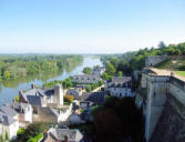 Amboise : vue de la ville et de la Loire depuis la tour des minimes