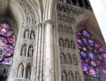 Reims : la cathédrale-pilier et personnages bibliques