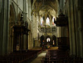 Chaumont : église Saint Jean Baptiste-la nef et le coeur