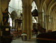 Chaumont : église Saint Jean Baptiste-chaire et nef vue depuis le bas côté