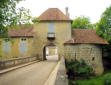 Châteauvillain : ancienne porte d'entrée de la ville