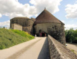 Langres :tours de Navare et d'Orval