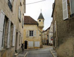 Langres : la ville-tourelle sur maison