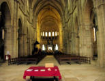 Langres :cathédrale Saint-Mammès-nef