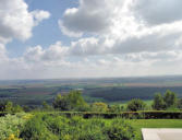 Montsec : vue 2 du paysage depuis le mémorial américain