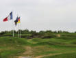 Douaumont : le fort-drapeaux sur champ de bataille