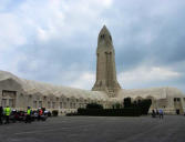 cimetière de Fleury devant Douaumont dit l'Ossuaire de Douaumont-ossuaire vue1