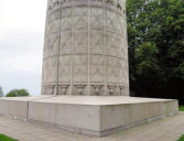 Montfaucon d'Argonne : base du mémorial