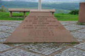 Sigolsheim-Cimetière militaire 1944-1945-plaque commémorative