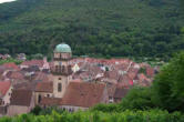 Kaysersberg- vue sur les toits et l'église Sainte croix