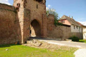 Châtenois-ancienne porte médiévale d'accès à la ville