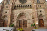 Obernai-église Saint Pierre et Saint Paul-esplanade et portail